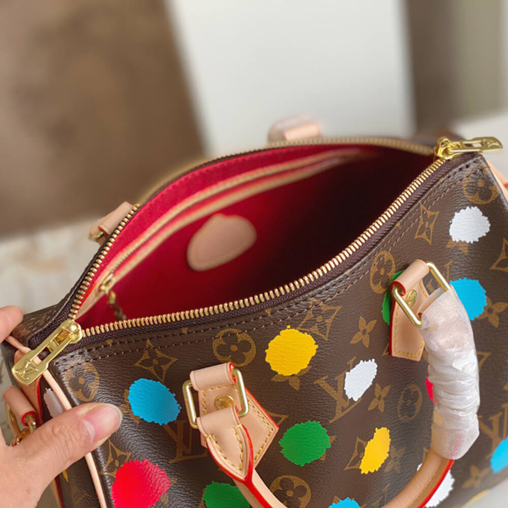 LV x YK Speedy Bandouliere 25?
